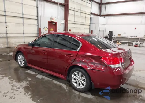 2011 Subaru Legacy 2.5I Premium z USA, uszkodzony, nr VIN 4S3BMBC6XB3244104